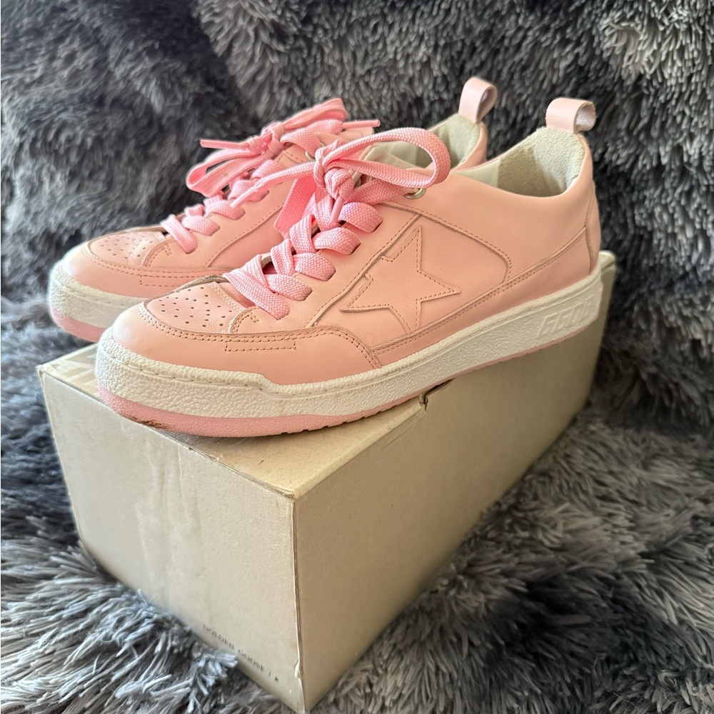 Golden Goose Yeah Sneakers